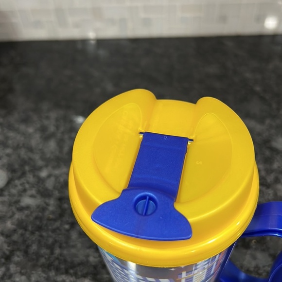 🥤 Disney World’s 50th Anniversary travel cup - Picture 4 of 6